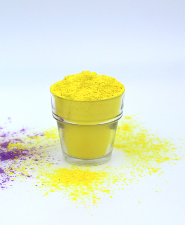 Pre-filled Yellow Color Powder Squeeze Bottles (350g) - 25 Pack - Image 4