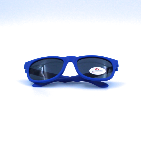 kids-blue-sunglasses